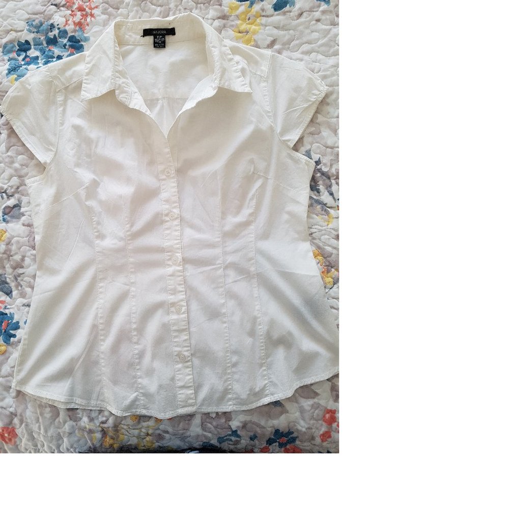 *2 for $15* White Collared top